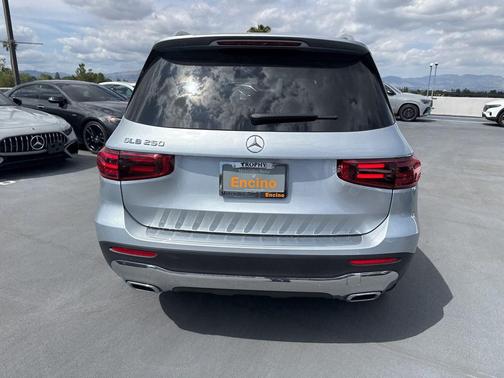 2026 Mercedes-Benz GLB 250 Base