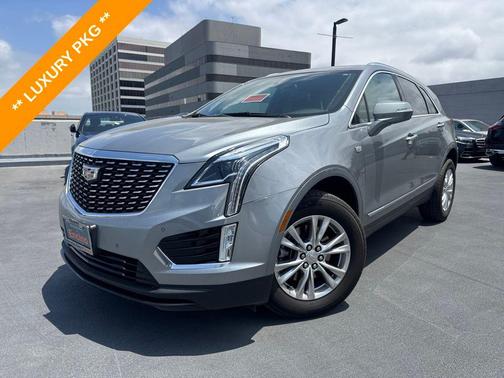 Argent Silver Metallic 2025 Cadillac XT5 Luxury