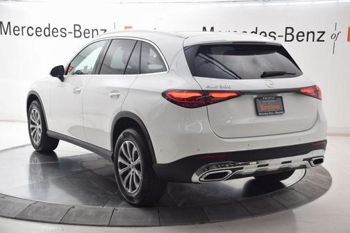 2025 Mercedes-Benz GLC 300 Base