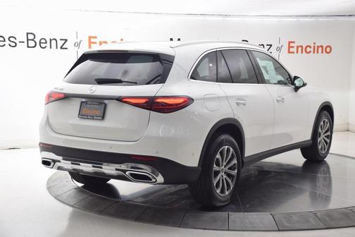 2025 Mercedes-Benz GLC 300 Base