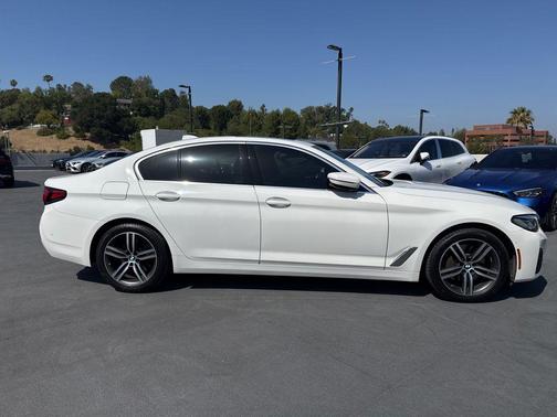 Alpine White 2021 BMW 530e Base