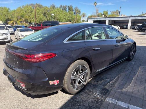 Nautical Blue Metallic 2024 Mercedes-Benz EQS 450 4MATIC
