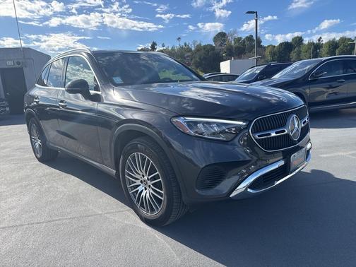 2025 Mercedes-Benz GLC 300 4MATIC