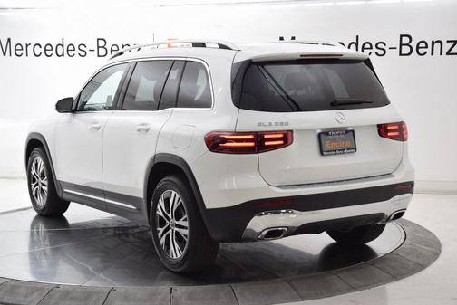 2026 Mercedes-Benz GLB 250 Base