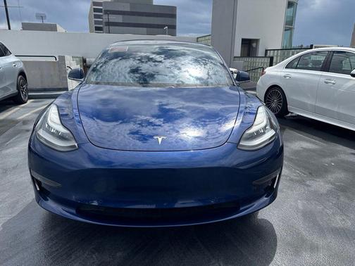 Deep Blue Metallic 2019 Tesla Model 3 Standard Range Plus