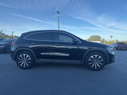 2023 Mercedes-Benz GLA 250 Base