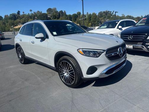 MANUFAKTUR Alpine Grey 2026 Mercedes-Benz GLC 300 Base