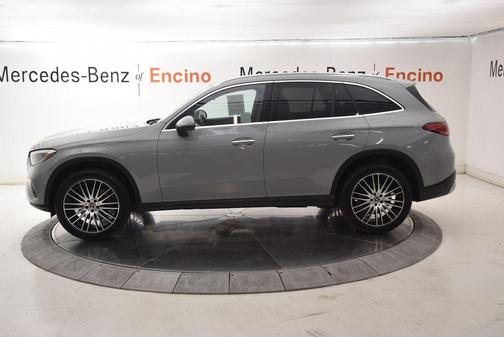 MANUFAKTUR Alpine Grey 2026 Mercedes-Benz GLC 300 Base