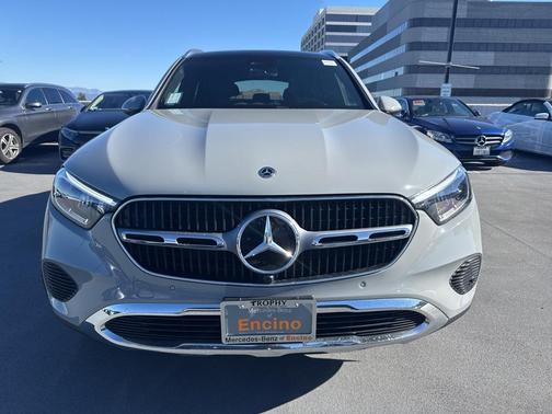 2025 Mercedes-Benz GLC 300 Base
