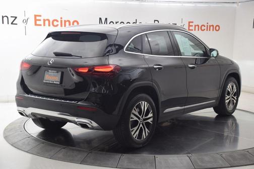 2025 Mercedes-Benz GLA 250 4MATIC
