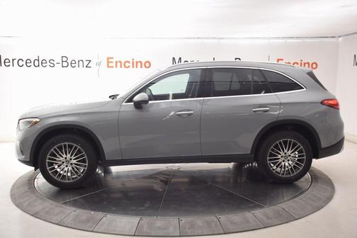 2025 Mercedes-Benz GLC 300 Base