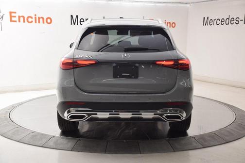 2025 Mercedes-Benz GLC 300 Base