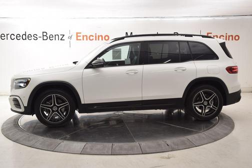 Polar White 2024 Mercedes-Benz GLB 250 4MATIC