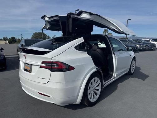 2020 Tesla Model X Long Range Dual Motor All-Wheel Drive