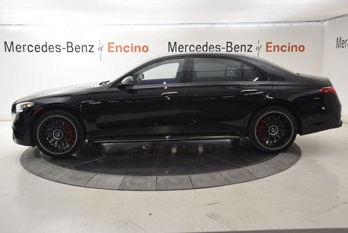 Obsidian Black Metallic 2026 Mercedes-Benz AMG S 63 E 4MATIC