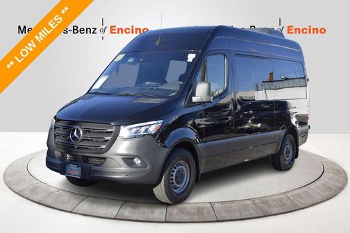 Obsidian Black Metallic 2023 Mercedes-Benz Sprinter 2500 Standard Roof