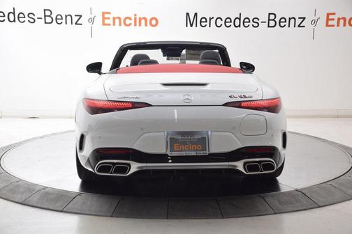 2025 Mercedes-Benz AMG SL 63 Base