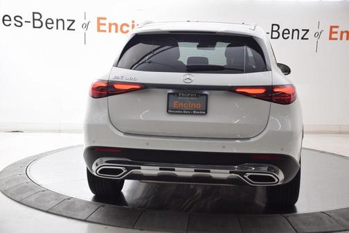 2025 Mercedes-Benz GLC 300 Base