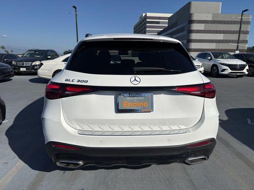 2026 Mercedes-Benz GLC 300 Base