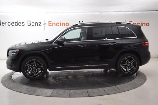 Night Black 2026 Mercedes-Benz GLB 250 4MATIC