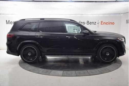 2025 Mercedes-Benz AMG GLS 63 Base
