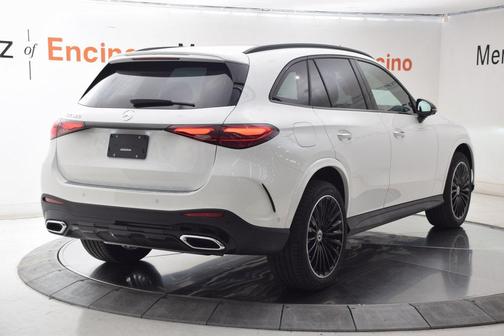 2026 Mercedes-Benz GLC 300 Base