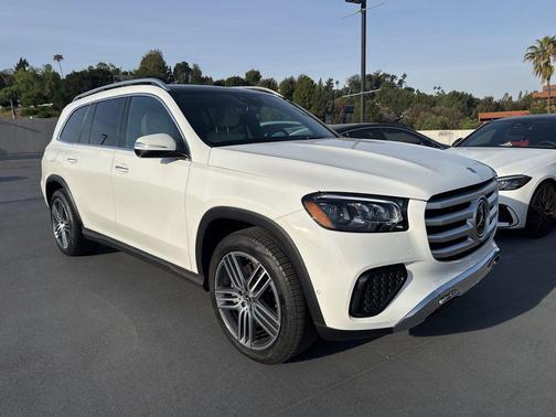 2025 Mercedes-Benz GLS 450 4MATIC
