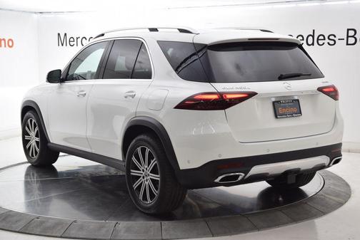 Polar White 2025 Mercedes-Benz GLE 450e 4MATIC