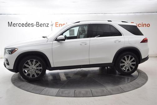 Polar White 2025 Mercedes-Benz GLE 450e 4MATIC