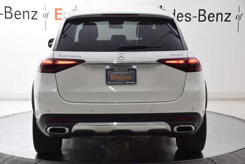 Polar White 2025 Mercedes-Benz GLE 450e 4MATIC