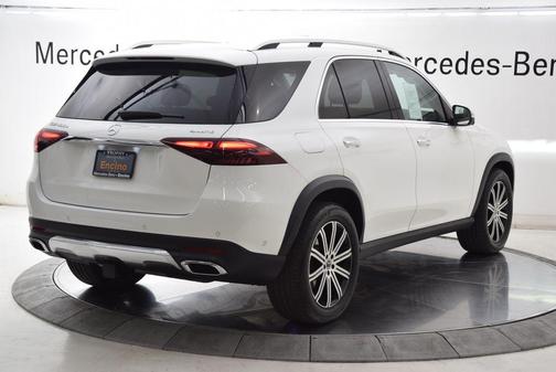 Polar White 2025 Mercedes-Benz GLE 450e 4MATIC