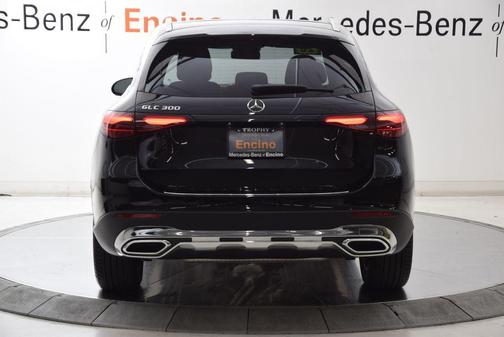 Obsidian Black Metallic 2026 Mercedes-Benz GLC 300 Base