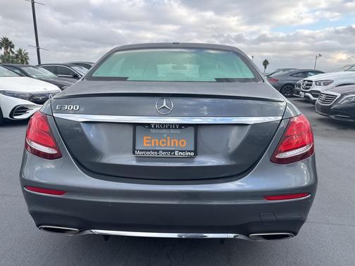2019 Mercedes-Benz E-Class E 300
