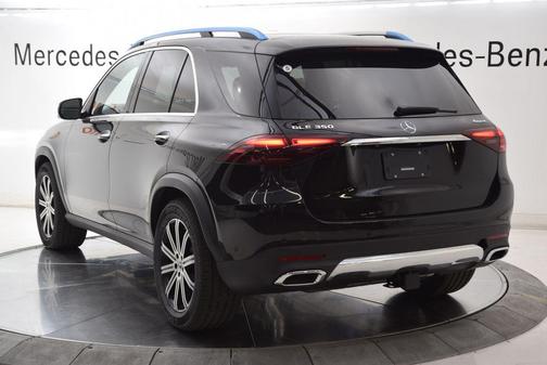Obsidian Black Metallic 2026 Mercedes-Benz GLE 350 4MATIC