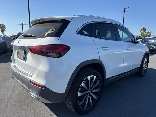 2023 Mercedes-Benz GLA 250 Base