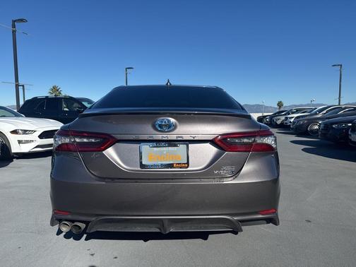 2024 Toyota Camry Hybrid SE