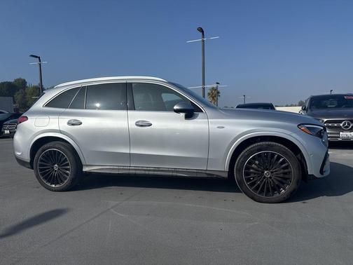 2025 Mercedes-Benz GLC 350e Base