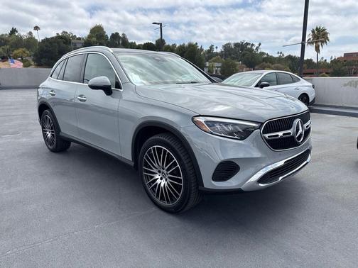 MANUFAKTUR Alpine Grey 2026 Mercedes-Benz GLC 300 Base