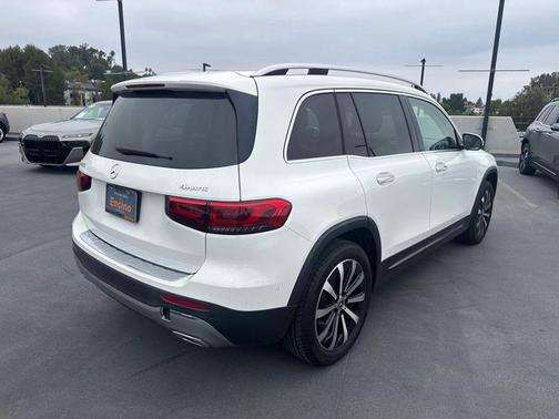 Polar White 2022 Mercedes-Benz GLB 250 4MATIC