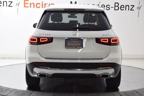 Polar White 2022 Mercedes-Benz GLB 250 4MATIC
