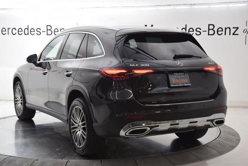 Graphite Grey Metallic 2025 Mercedes-Benz GLC 300 4MATIC