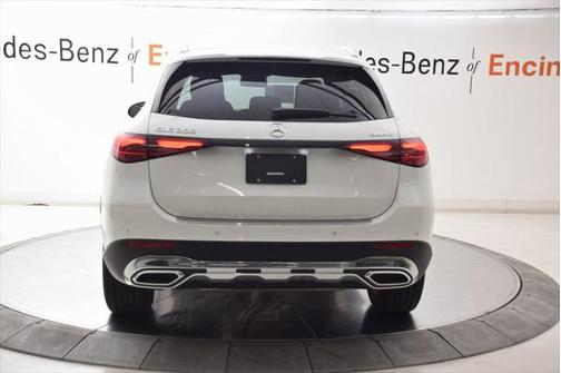 2025 Mercedes-Benz GLC 300 4MATIC