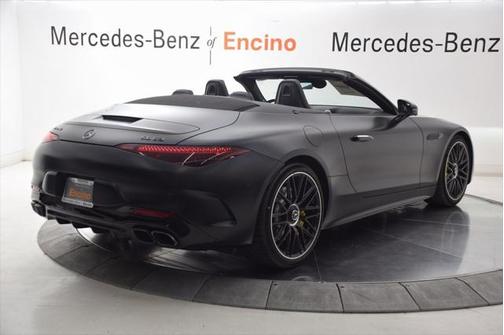 2025 Mercedes-Benz AMG SL 63 Base