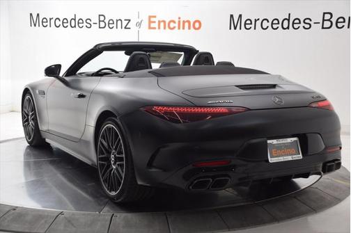 2025 Mercedes-Benz AMG SL 63 Base