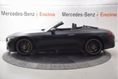 2025 Mercedes-Benz AMG SL 63 Base