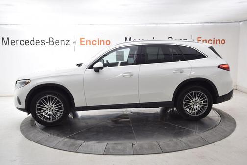 2026 Mercedes-Benz GLC 300 Base