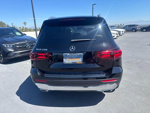 Night Black 2026 Mercedes-Benz GLB 250 Base