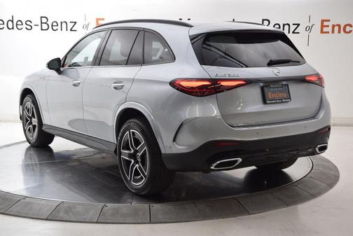 Cirrus Silver Metallic 2026 Mercedes-Benz GLC 300 Base