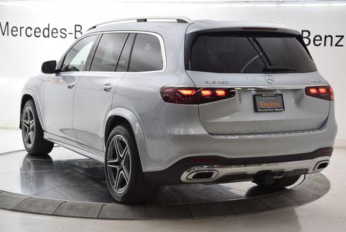 2025 Mercedes-Benz GLS 450 4MATIC