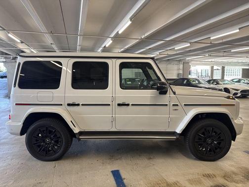 MANUFAKTUR Moonlight Whit 2025 Mercedes-Benz G-Class G 580